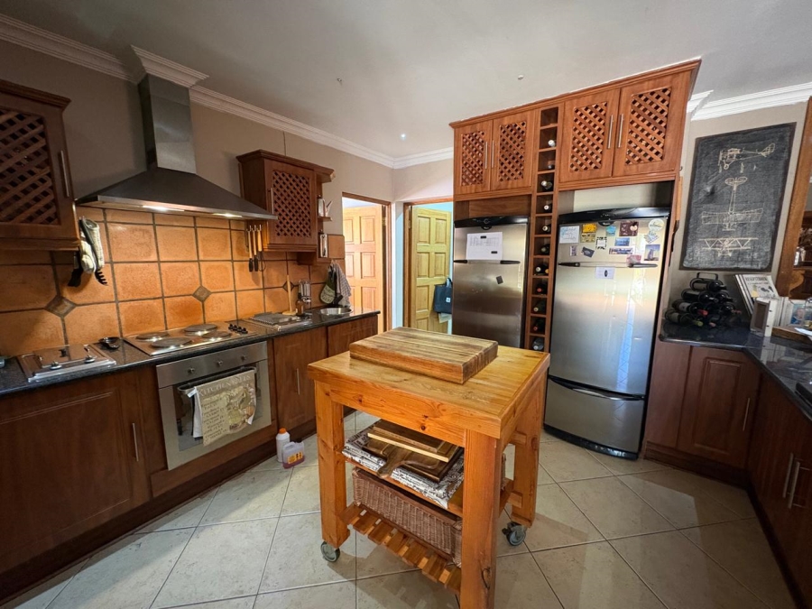 4 Bedroom Property for Sale in Hillcrest Northern Cape